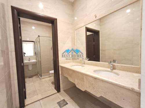 Spacious 7 Bedrooms Villa in Salam Area