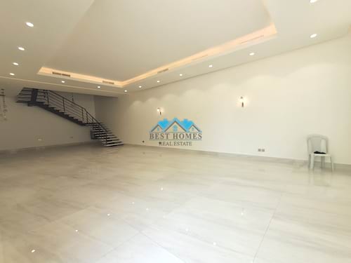 Spacious Four Bedrooms Modern Villa in Sadeeq