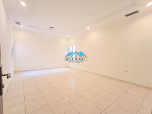 4 Bedrooms Ground Floor in Masayal