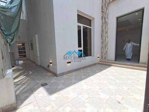Spacious Four Bedrooms Modern Villa in Sadeeq