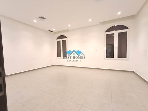 Spacious 7 Bedrooms Villa in Salam Area