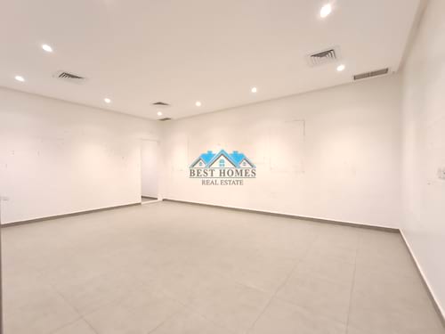 Spacious 7 Bedrooms Villa in Salam Area