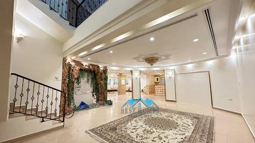 Nice and Spacious 5 Bedrooms Villa in Mishref