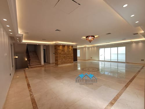 A Nice and Spacious 4 Bedrooms Villa in Abu Al Hasaniya