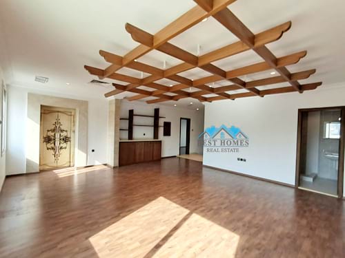 A Nice and Spacious 4 Bedrooms Villa in Abu Al Hasaniya