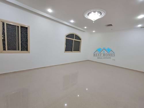 Spacious 5 Bedrooms Villa in Jabriya