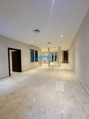 4 Bedrooms Duplex in a Compound in Abu Al Hasaniya