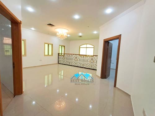 Spacious 5 Bedrooms Villa in Jabriya