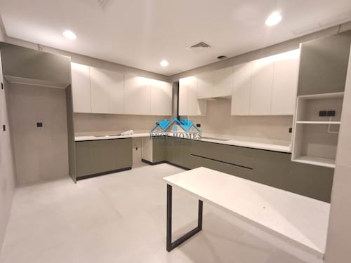 Premium 4 Bedroom Ground Floor Apartment with Two Entrances in New Khaitan