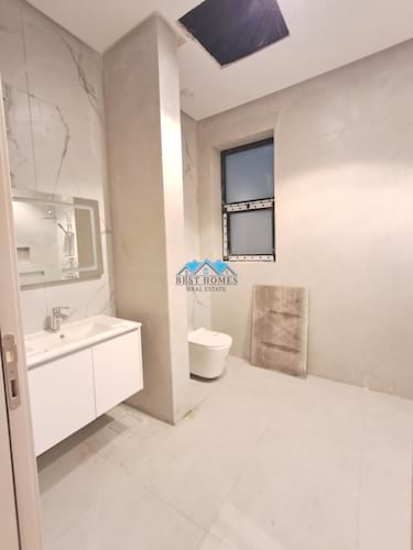 Premium 4 Bedroom Ground Floor Apartment with Two Entrances in New Khaitan