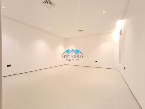 Premium 4 Bedroom Ground Floor Apartment with Two Entrances in New Khaitan