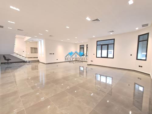 Brand New Spacious 5 Master Bedrooms Villa in Jabriya