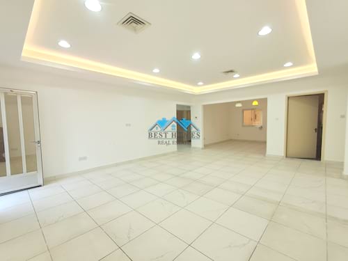 3 Bedrooms Apartment with Big Terrace in Salwa 