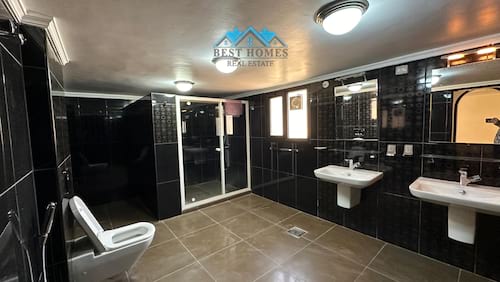 Spacious and Luxury 9 Bedrooms Huge Villa in Mishref