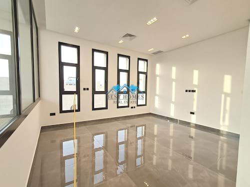 Brand New Spacious 5 Master Bedrooms Villa in Jabriya