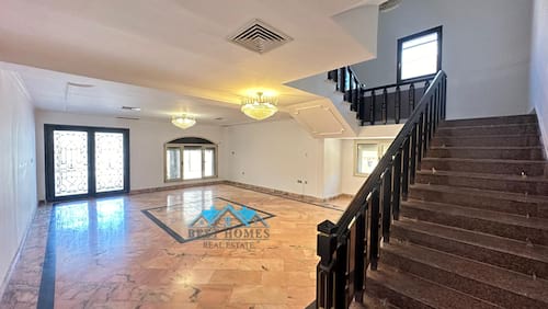 Spacious and Luxury 9 Bedrooms Huge Villa in Mishref