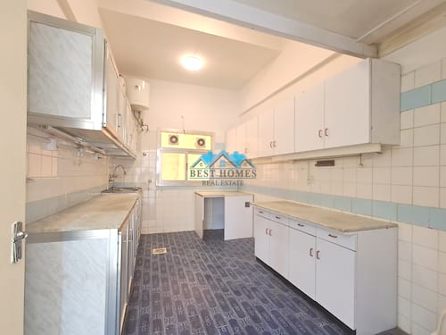 3 Bedrooms Apartment with Big Terrace in Salwa 