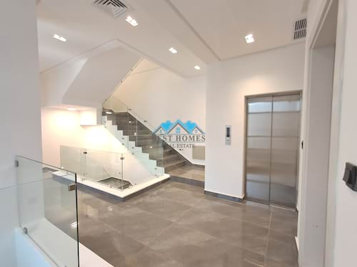 Brand New Spacious 5 Master Bedrooms Villa in Jabriya