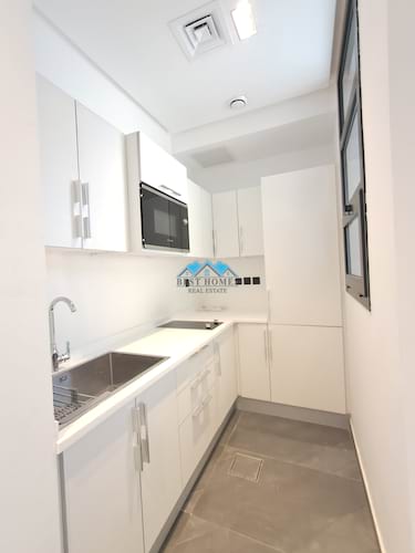 Brand New Spacious 5 Master Bedrooms Villa in Jabriya