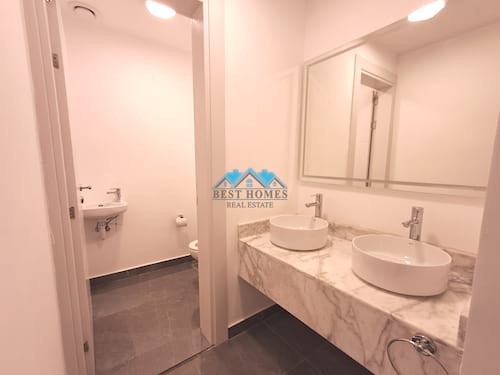 Brand New Spacious 5 Master Bedrooms Villa in Jabriya