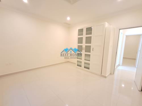 Modern Style 4 Bedrooms Floor in Jabriya