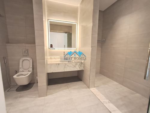 Brand New Spacious 5 Master Bedrooms Villa in Jabriya