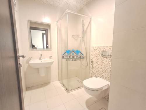 Modern 3 Bedrooms Apartment Near Beach in Salmiya