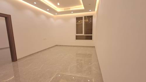 3 Bedrooms Apartment in Riqqah Area