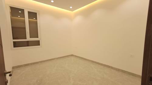 3 Bedrooms Apartment in Riqqah Area