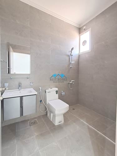 4 Master Bedrooms Floor in Funaitees