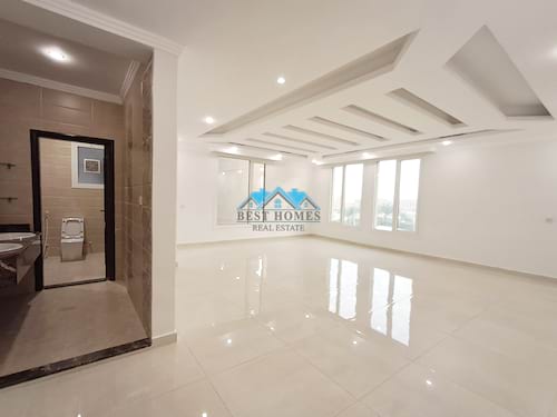 4 Bedrooms Floor in Massayal Area