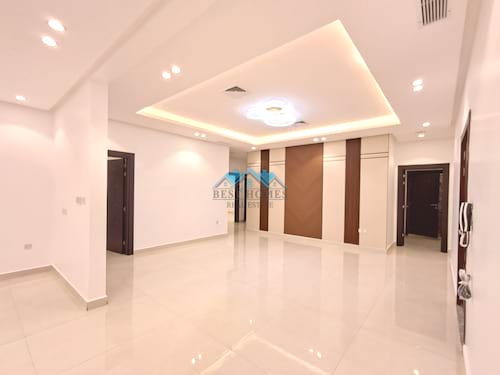 Modern 4 Bedrooms Floor in Funaitees 