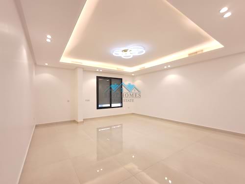 Modern 4 Bedrooms Floor in Funaitees 