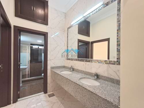 Spacious 5 Bedrooms Duplex in Abu Fatira