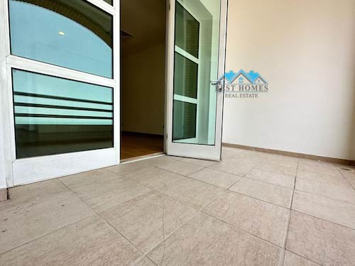 03 Bedrooms Spacious Apartment in Shaab Al Bahri