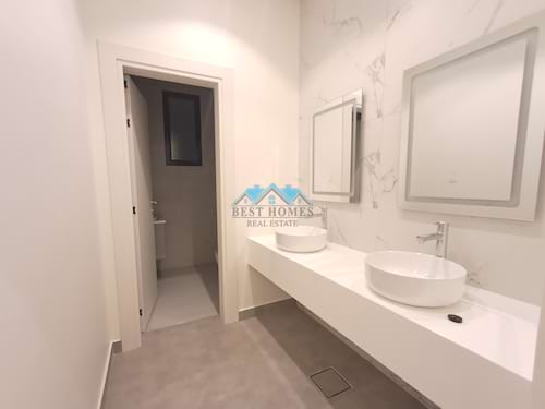 4 Bedrooms Floor in Massayal