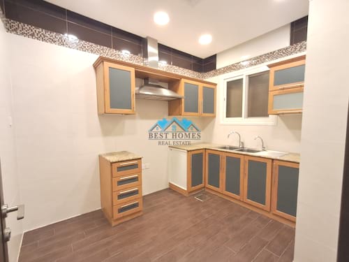 Comfortable 3 Bedroom Apartment in Rumaithiya