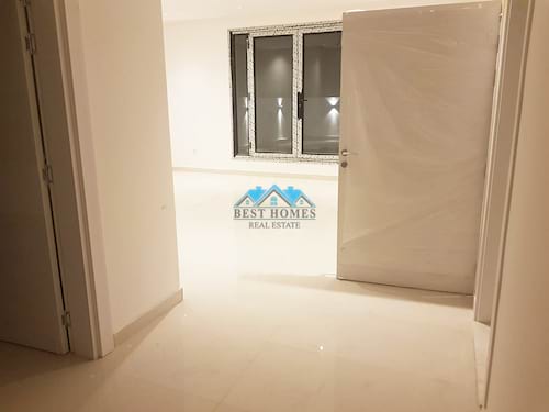 3 Bedrooms Floor In Massayal