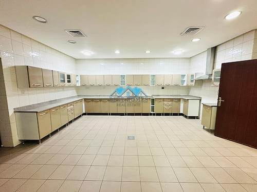 Spacious 5 Master Bedrooms Duplex in Rumaithiya