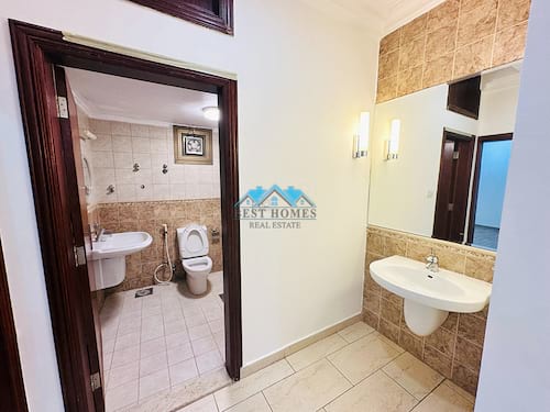 Spacious 5 Master Bedrooms Duplex in Rumaithiya