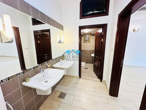 Spacious 5 Master Bedrooms Duplex in Rumaithiya