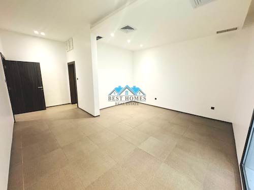 Five Bedrooms Duplex Apartment with A Private Entrance in Abu Fatira