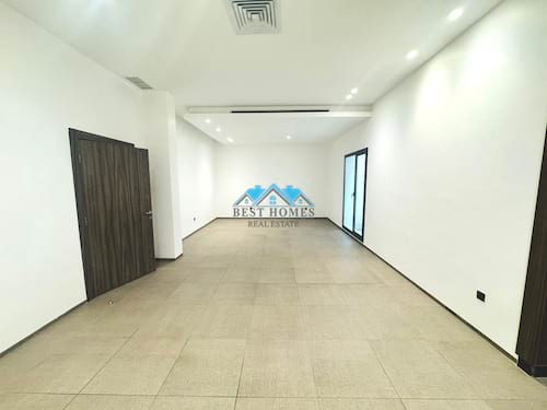 Five Bedrooms Duplex Apartment with A Private Entrance in Abu Fatira