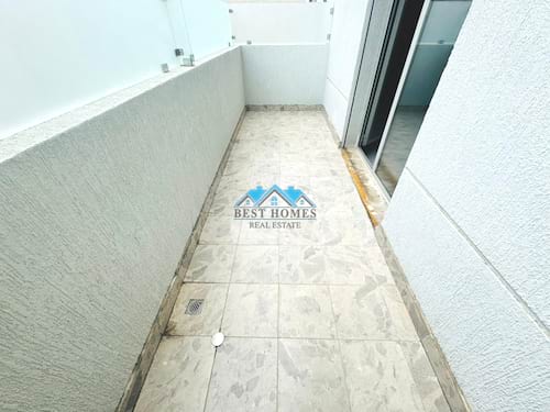 Three Bedrooms Apartment With a Balcony in Rumaithiya