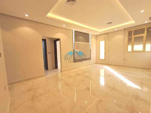 4 Bedrooms Floor in Surra
