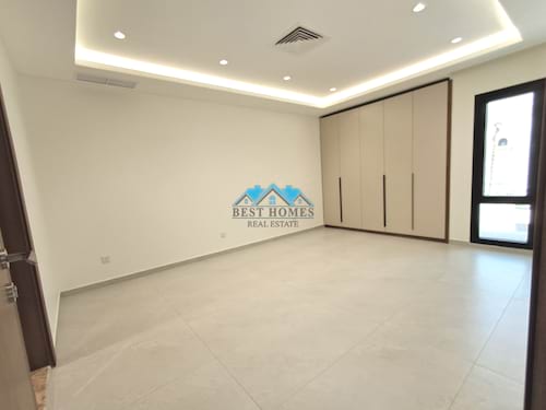 Luxury 4 Master Bedroom Renovated Duplex Villa in Jabriya