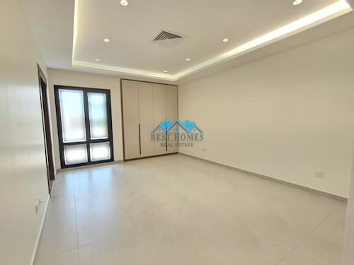 Luxury 4 Master Bedroom Renovated Duplex Villa in Jabriya