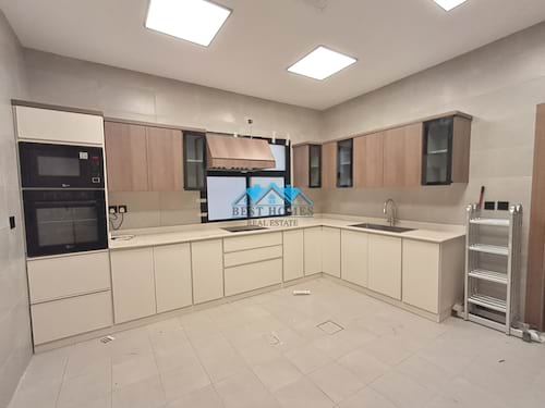 Premium 4 Bedroom Ground Floor Apartment with Yard in Zahra