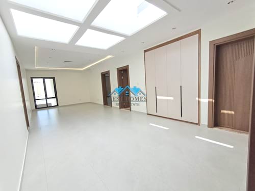 Luxury 4 Master Bedroom Renovated Duplex Villa in Jabriya