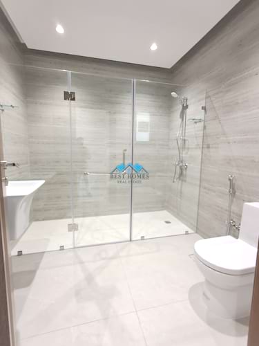 Luxury 4 Master Bedroom Renovated Duplex Villa in Jabriya
